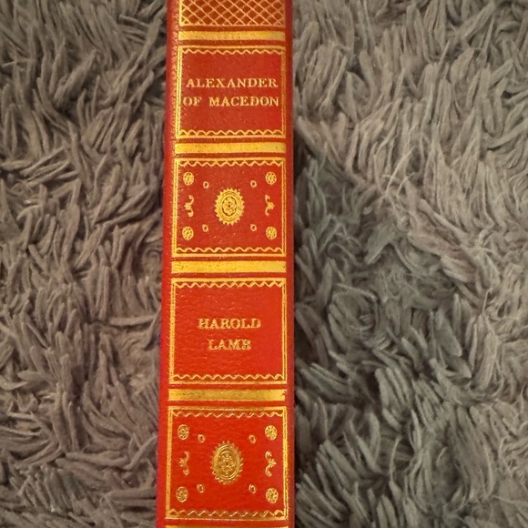 VINTAGE 2 Books Bundle 2 HardBack Confessions St. Augustine, Alexander Macedon - Picture 13 of 17